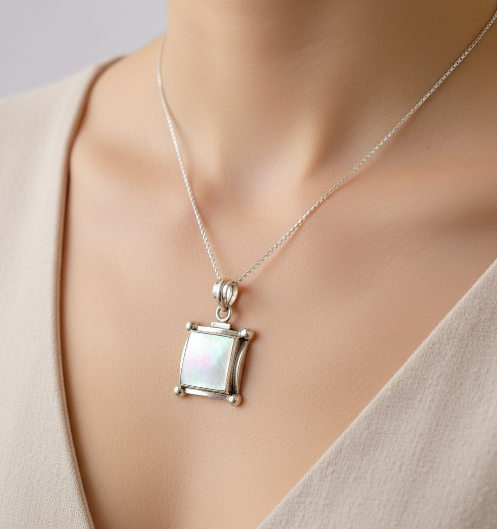 Sterling Silver Natural Mother of Pearl Pendant Necklace
