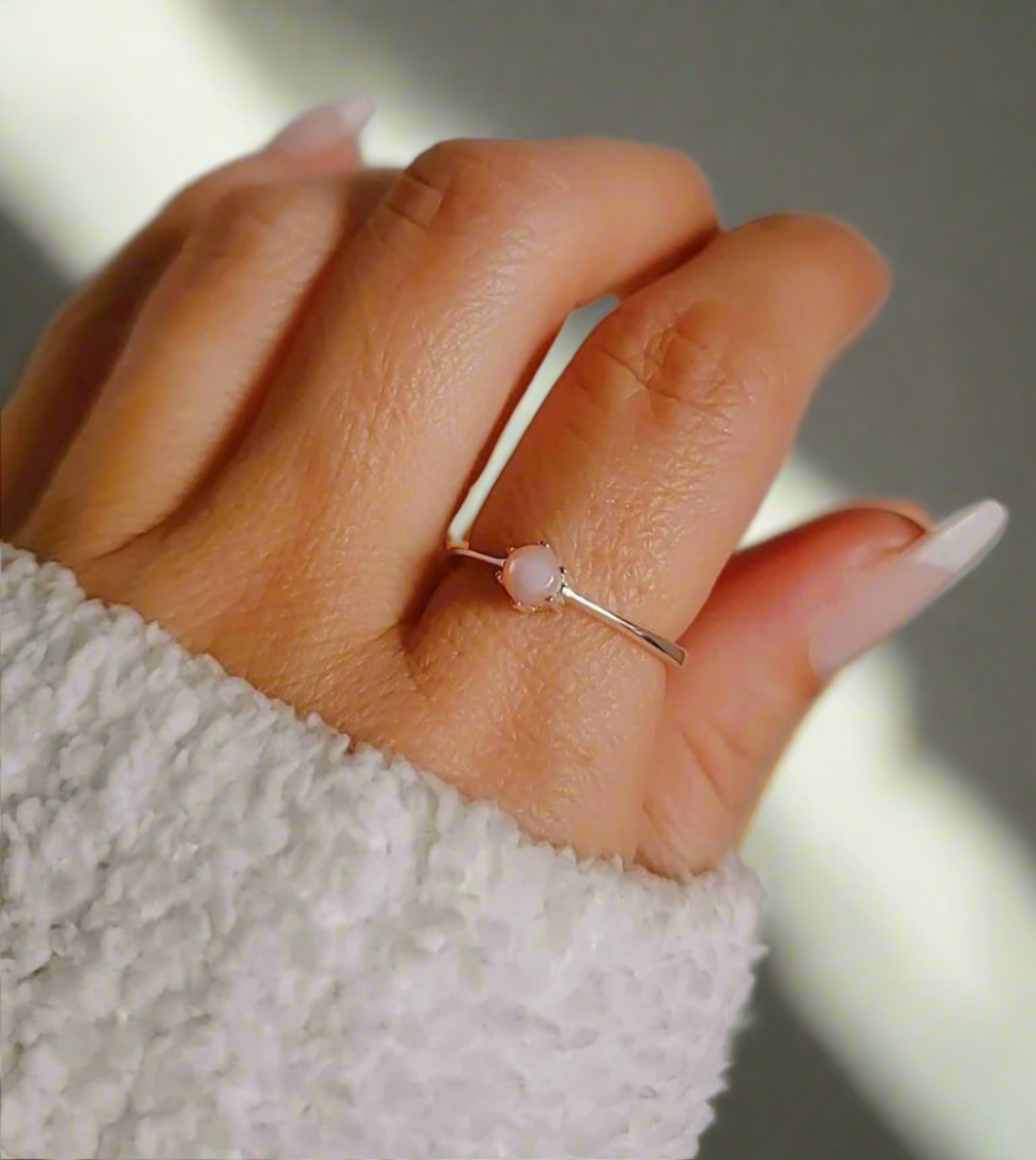 Sterling Silver Natural Pink Mother of Pearl Ring