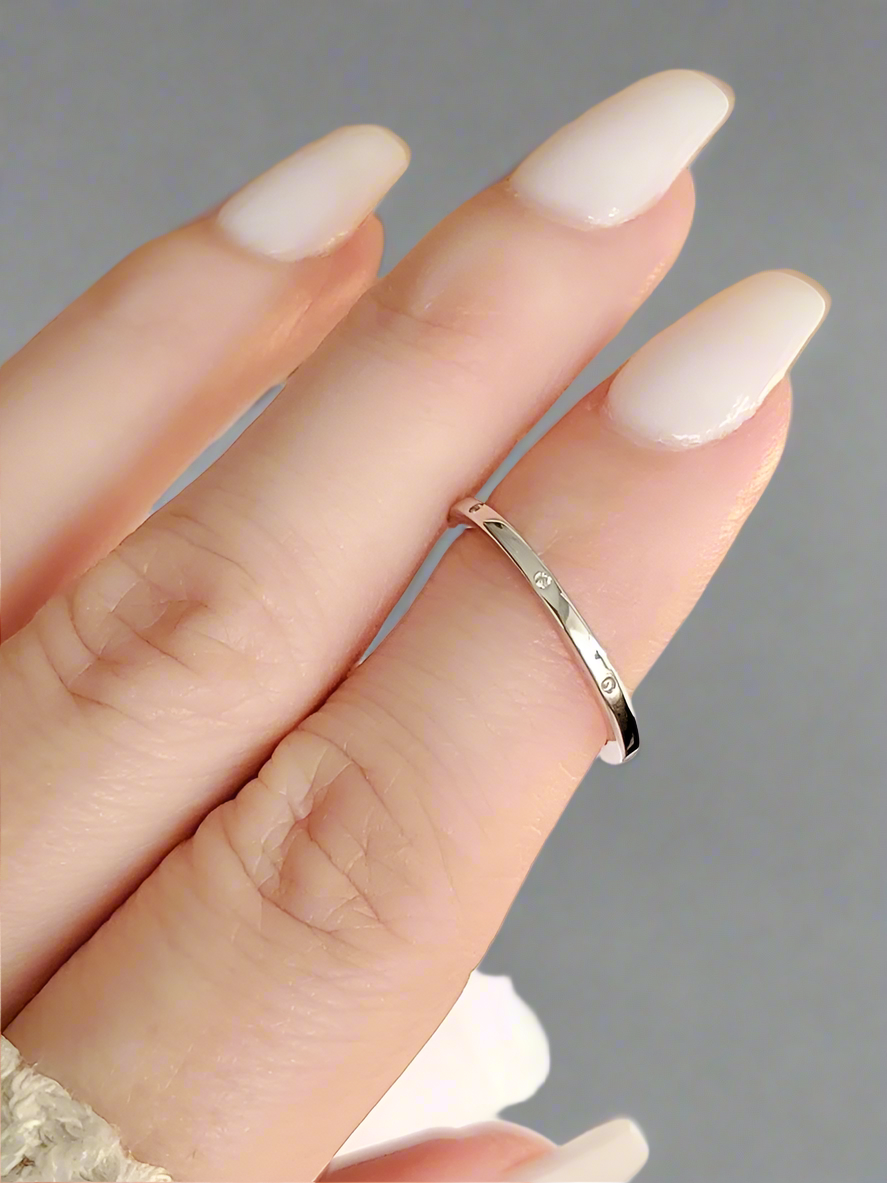 Sterling Silver Elegant Thin Band