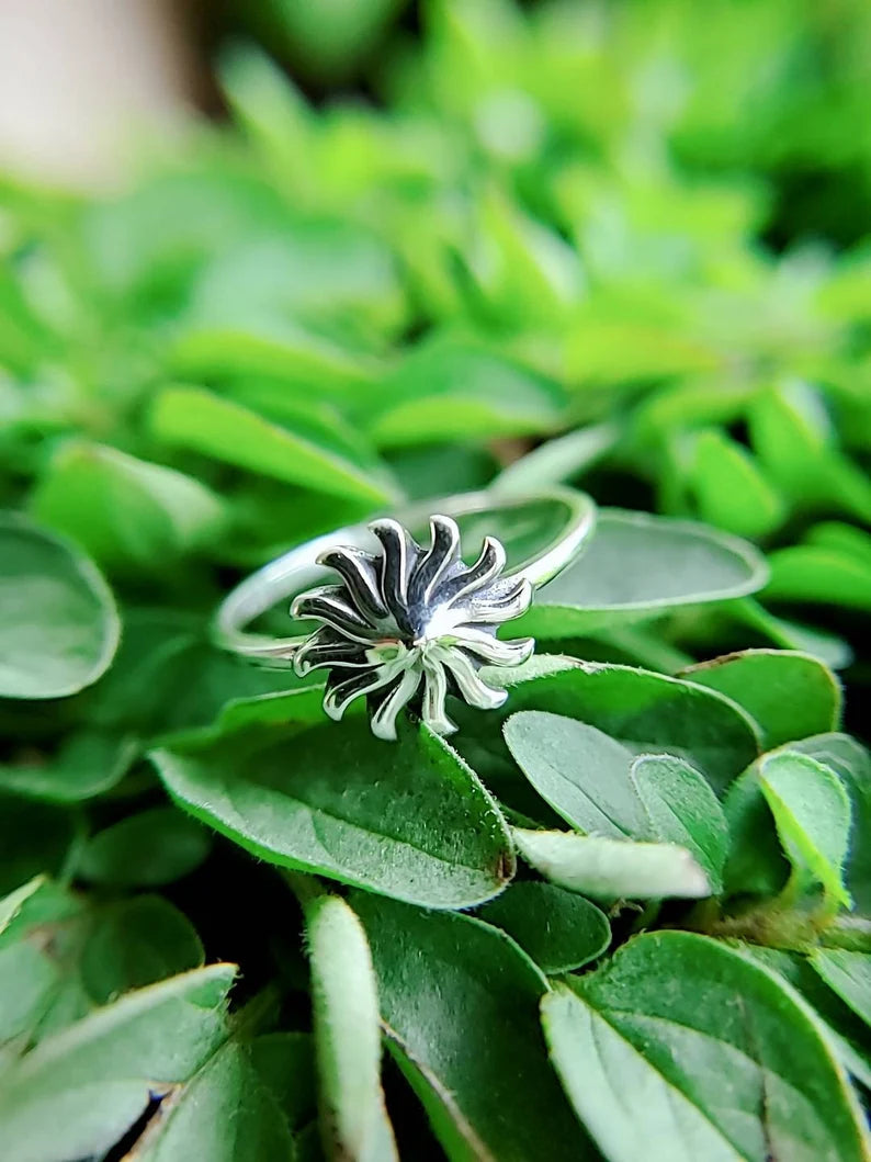 Sun rays Sterling Silver Ring