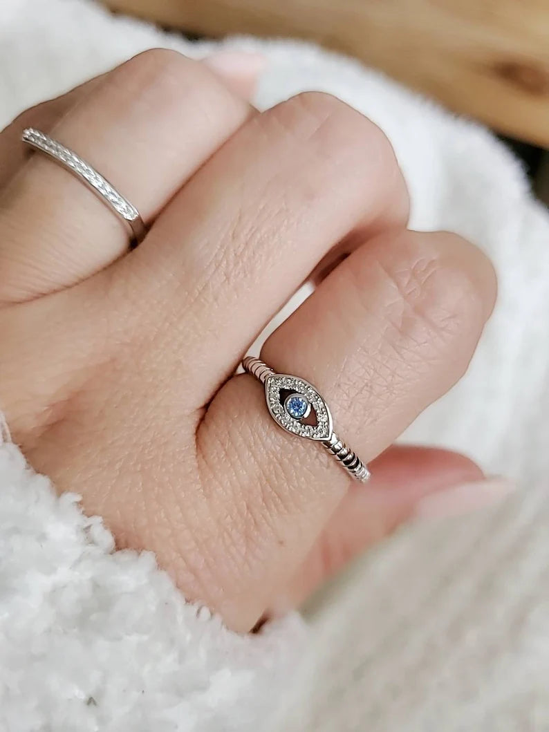 Aquamarine Eye Sterling Silver Ring