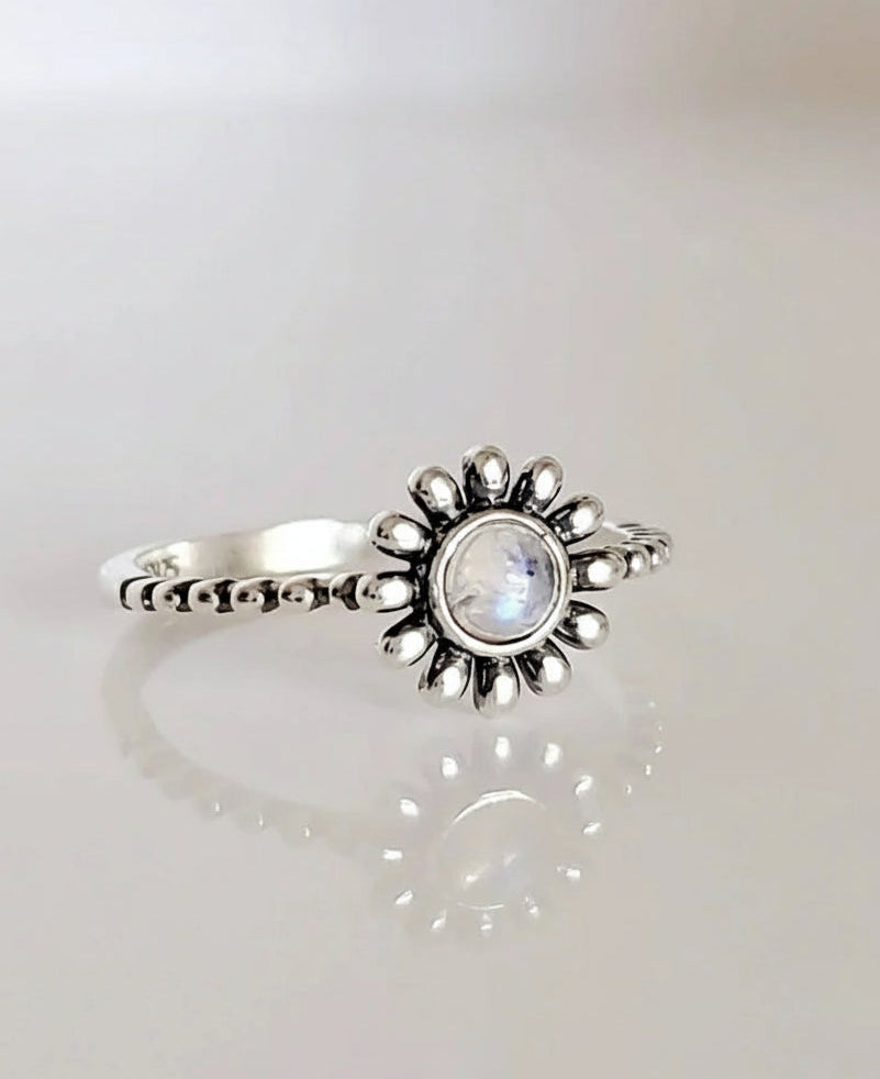 Sterling Silver 925 Moonstone Flower Ring