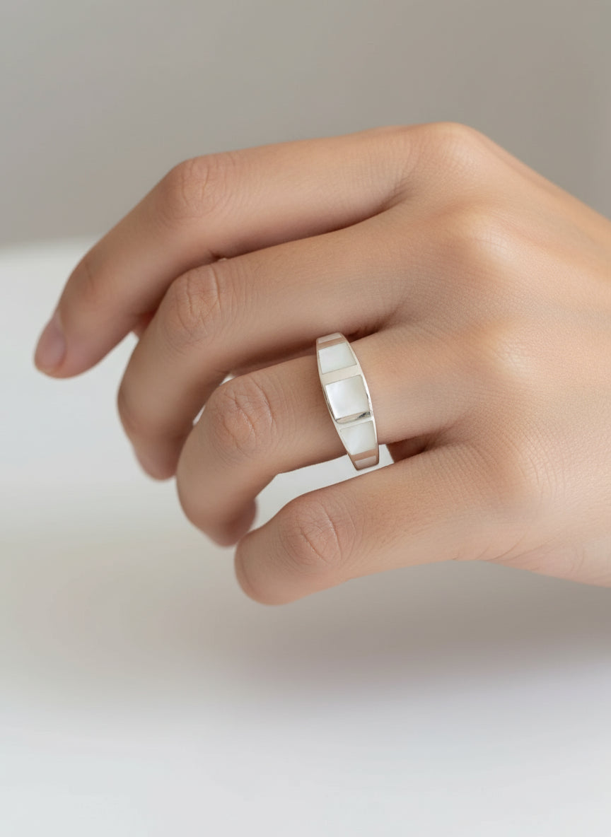 Sterling Silver 925 Mother of Silver Band Ring