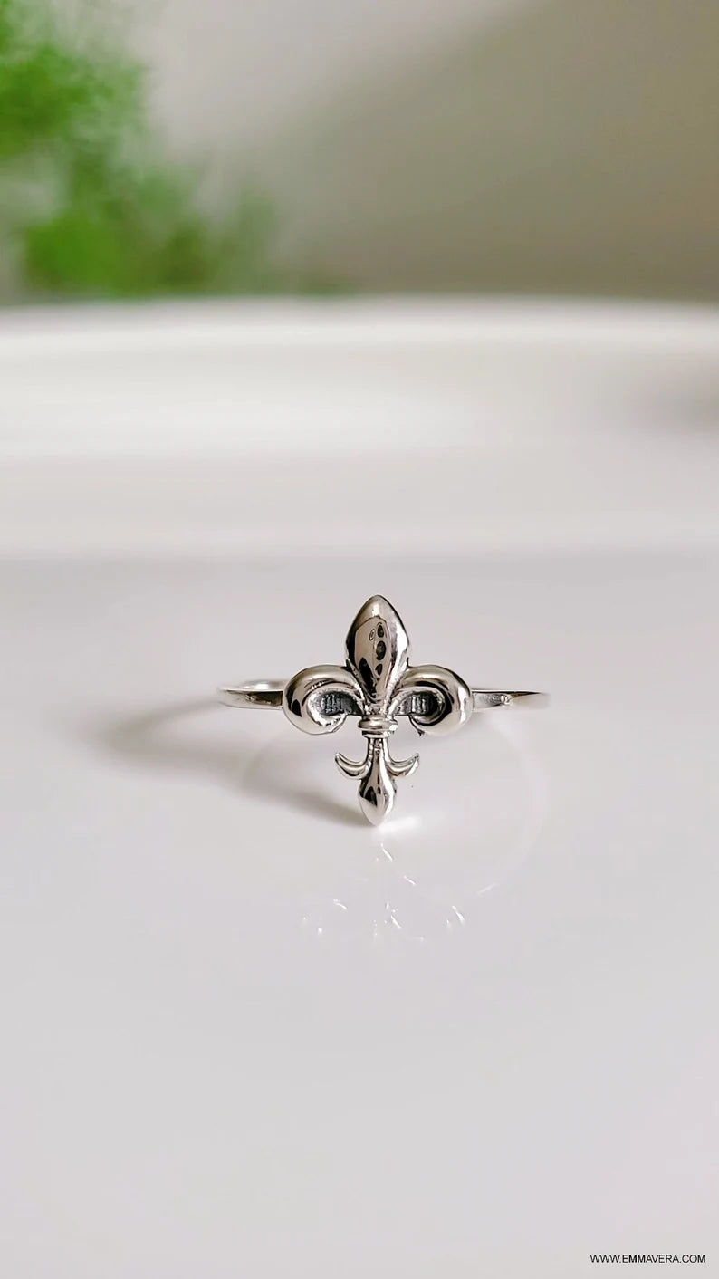 Dainty Sterling Silver Fleur De Lis Ring