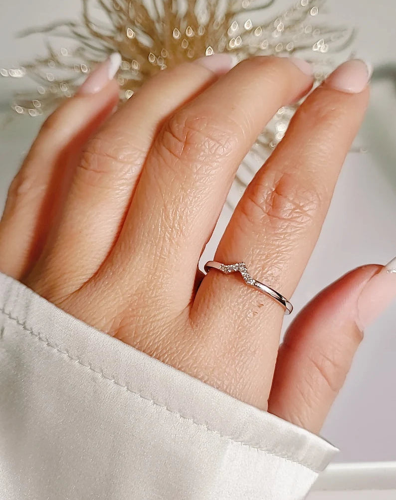 Sterling Silver 925 Dainty Chevron Ring