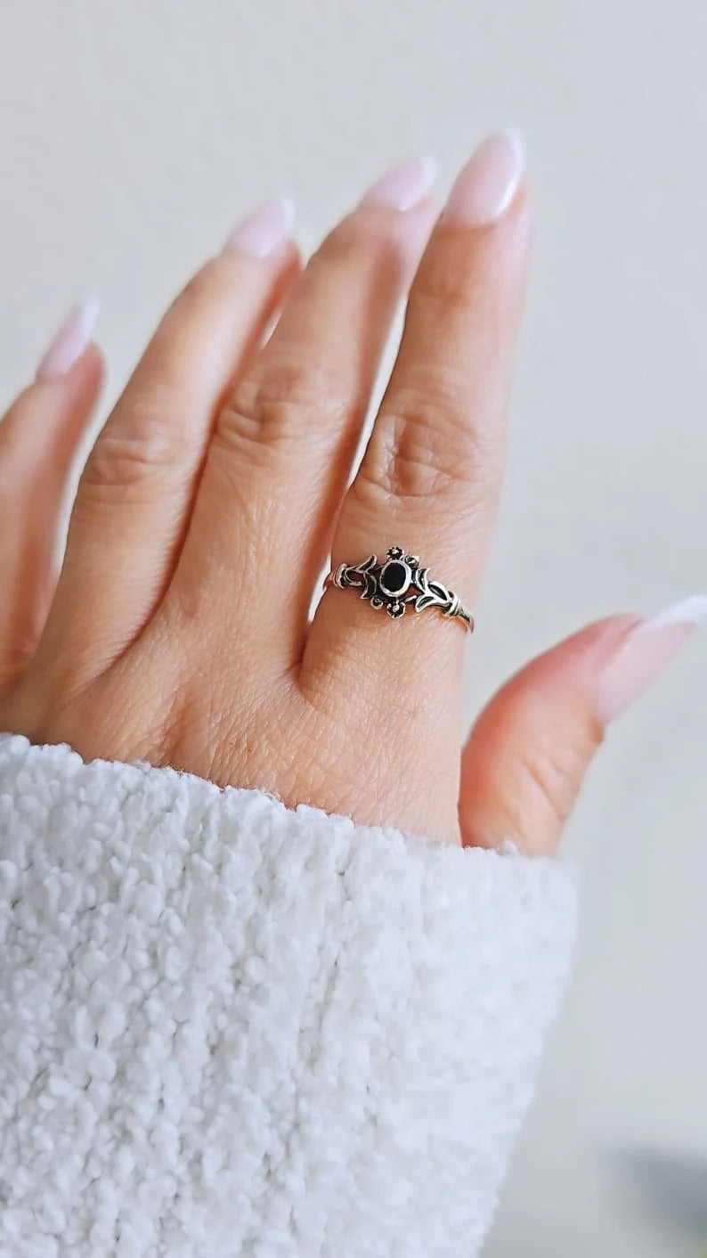 Dainty Onyx Black Stone Ring