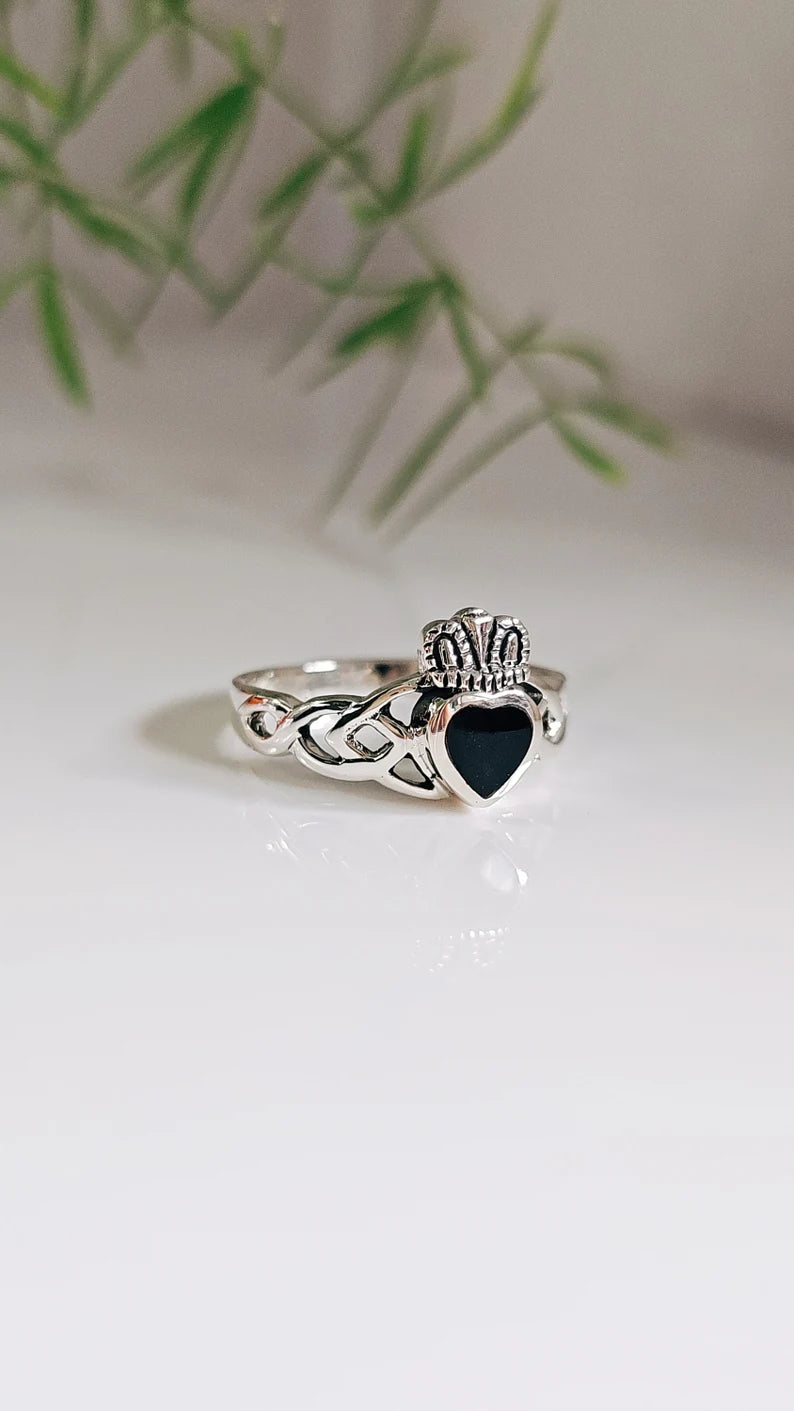 Sterling Silver Onyx Claddagh Ring