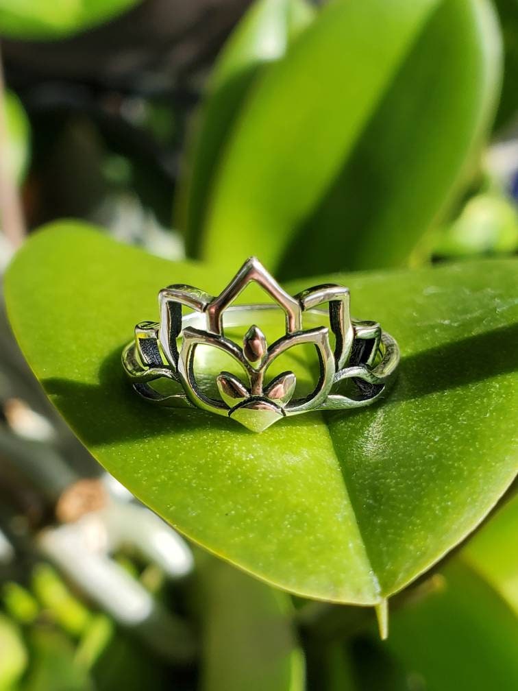 Mandala Crown Bali Stack Ring