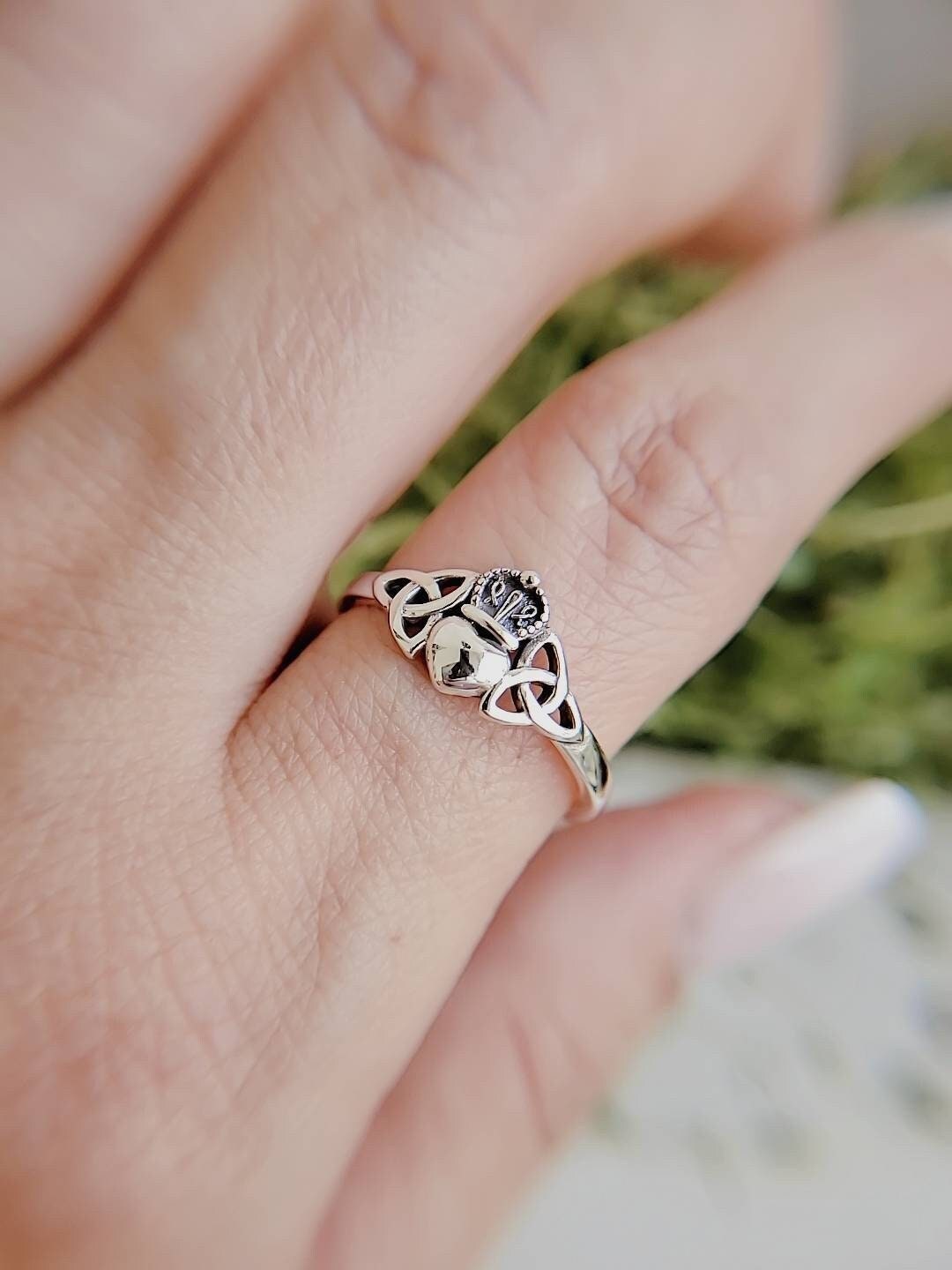 Sterling Silver Celtic Claddagh Ring