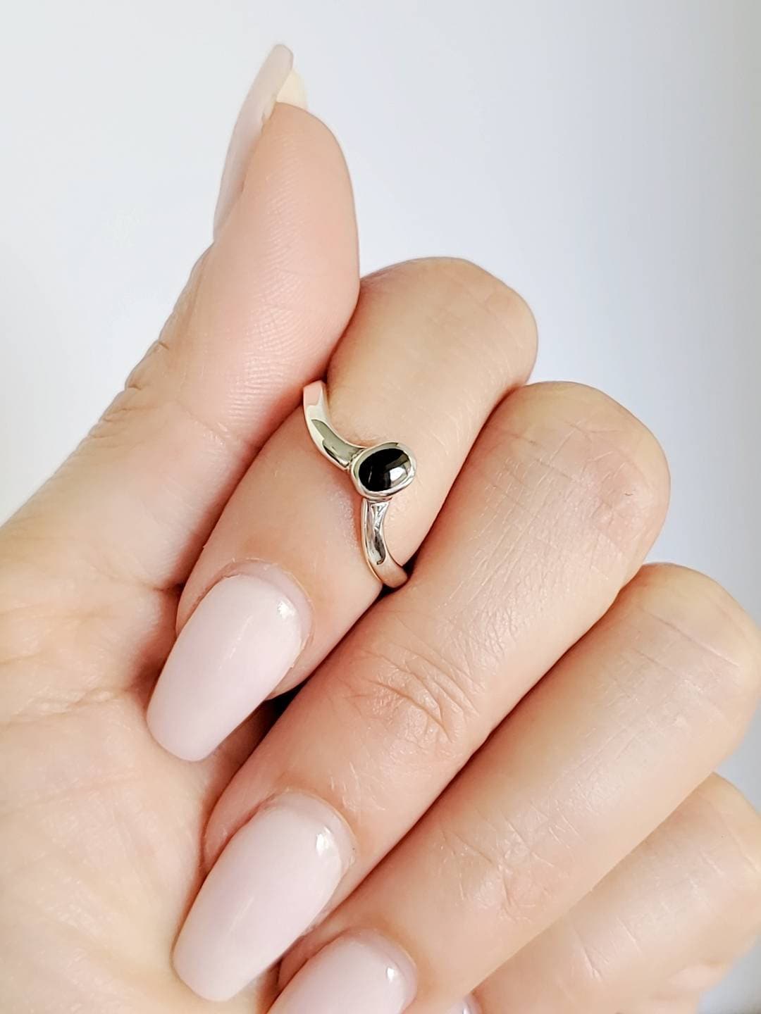 Dainty Chevron Onyx Ring