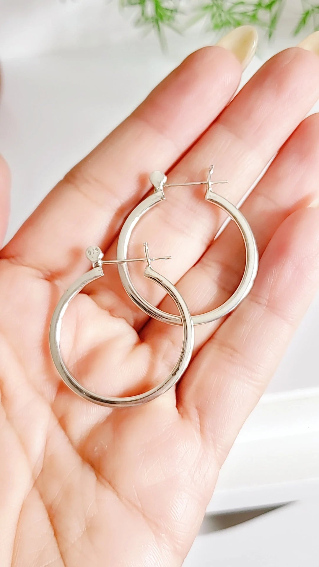 Sterling Silver Hoop Medium Earrings