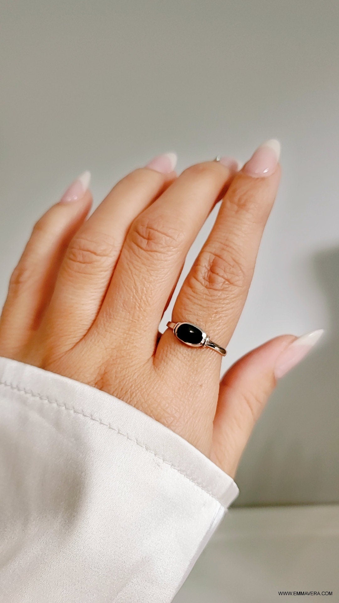 Sterling Silver Oval Onyx Ring