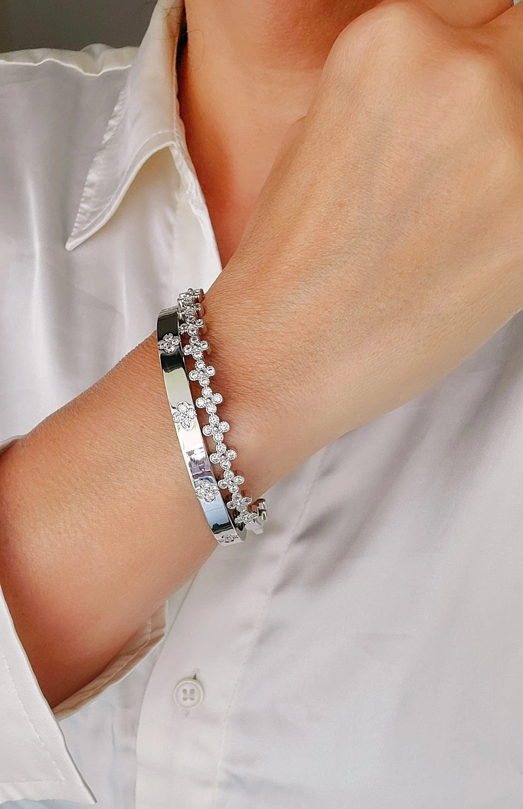 Silver Clover Silver Bangle