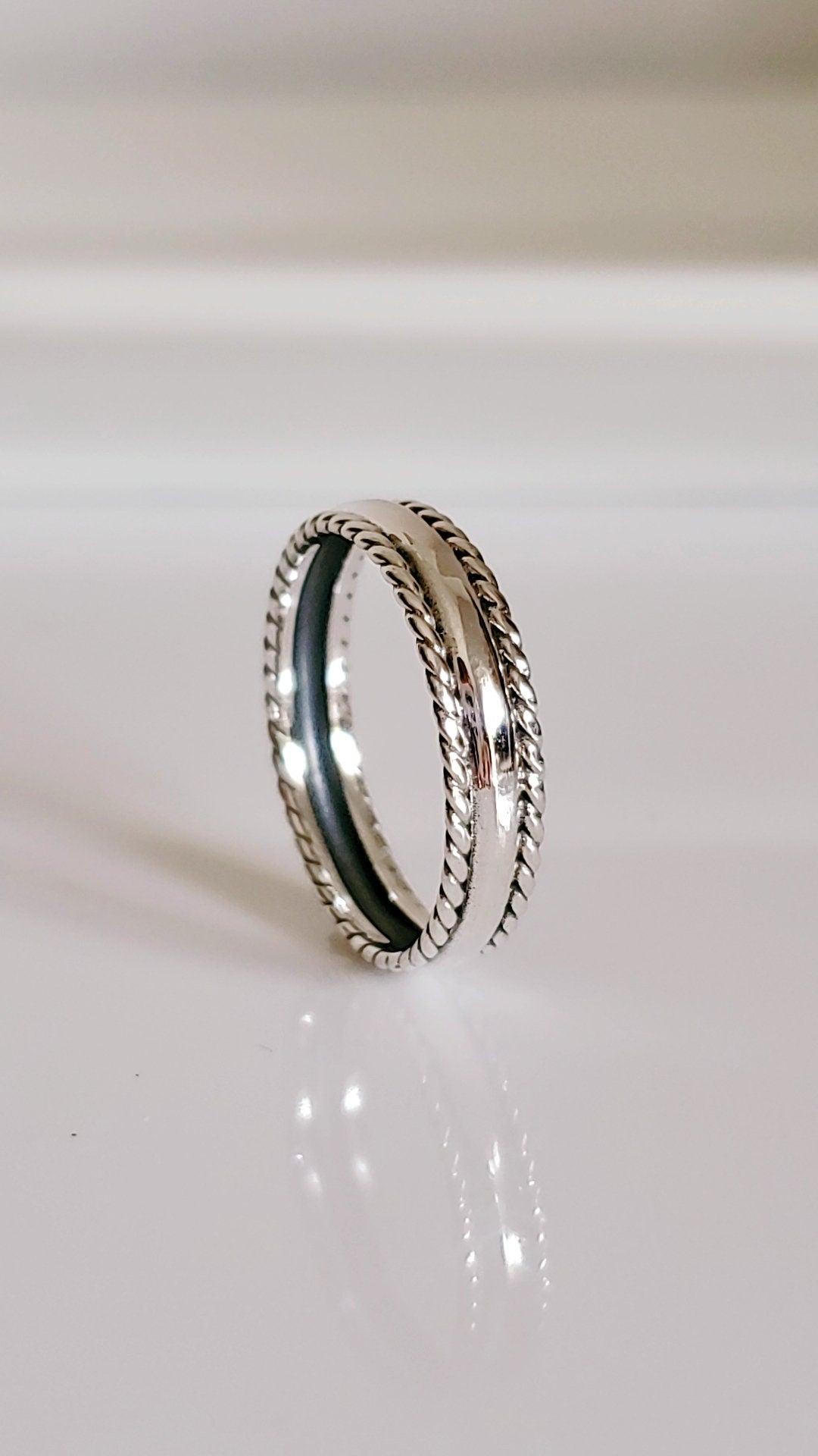 High Polished Minimalist Band Ring