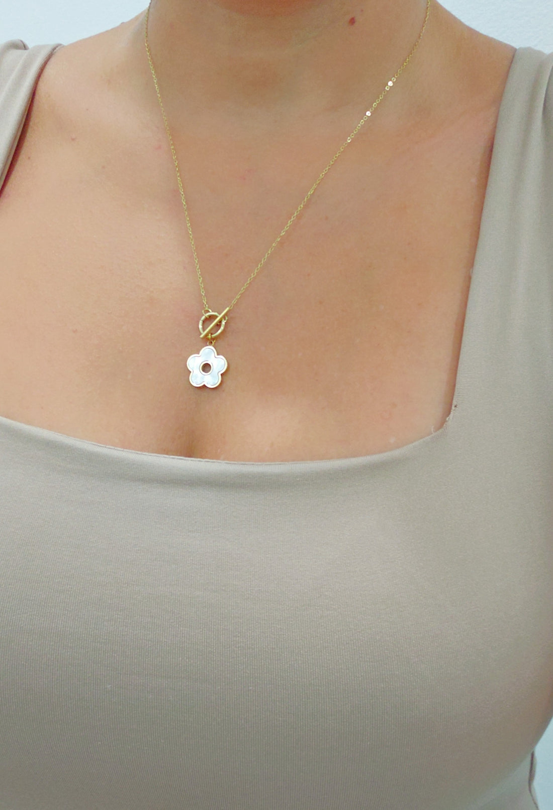 Toggle Clasp Mother of Pearl Clover Gold Necklace