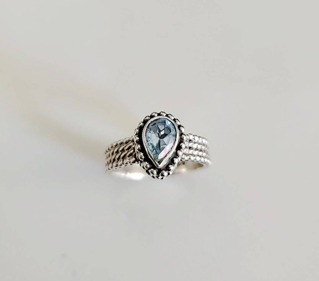 Sterling Silver Blue Topaz Ring